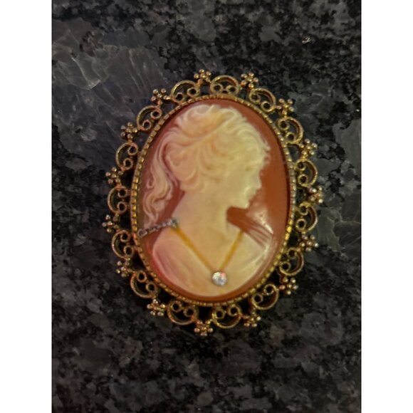Vintage Cameo Brooch Rhinestone Victorian Style Lady Profile Gold-Tone Filigree - Picture 2 of 9